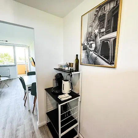 Messe-apartment Fuer 5 Gaeste Mit Balkon Und Lift *