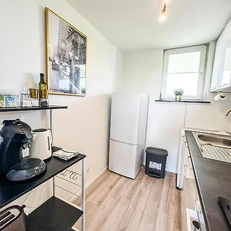 Messe-apartment Fuer 5 Gaeste Mit Balkon Und Lift Appartamento