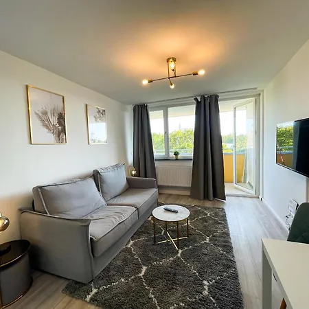 Messe-apartment Für 5 Gäste Mit Balkon Und Lift *