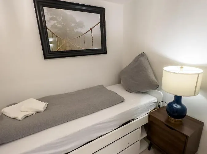 Messe-apartment Fuer 5 Gaeste Mit Balkon Und Lift Appartement *