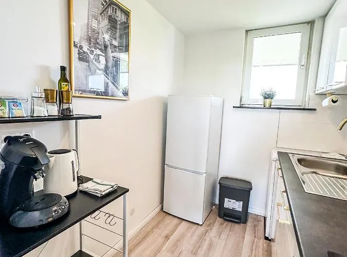 Messe-apartment Fuer 5 Gaeste Mit Balkon Und Lift Appartement