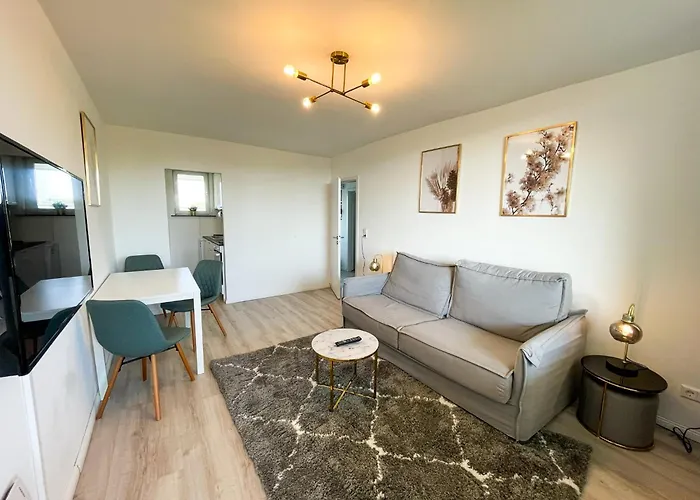 Messe-apartment Fuer 5 Gaeste Mit Balkon Und Lift *